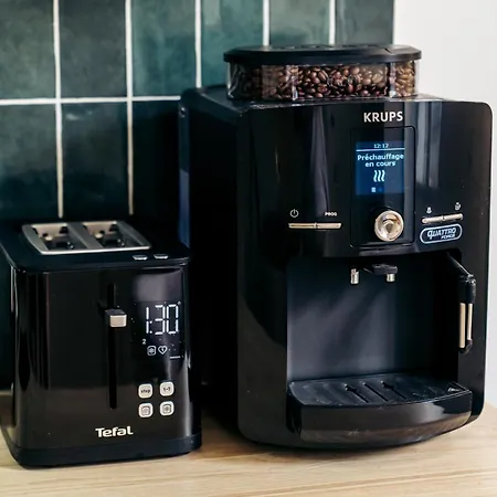 Le Clocher Du Château * Fontainebleau