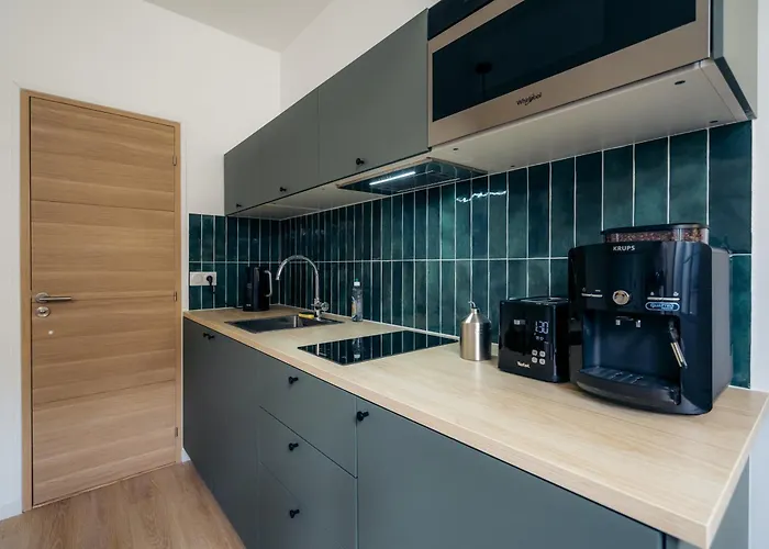 Le Clocher Du Chateau